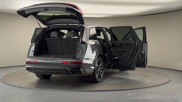 Used Audi Q7 2023 for sale - 76148518: Photo 60