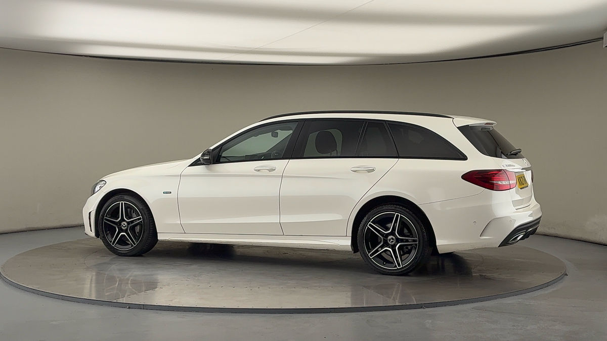 Used Mercedes-Benz C Class 2021 for sale - 76256964: Photo 26