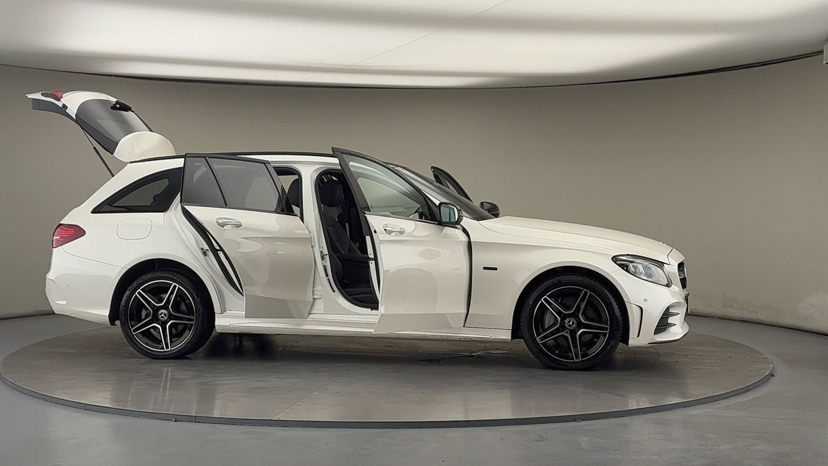 Used Mercedes-Benz C Class 2021 for sale - 76256964: Photo 55