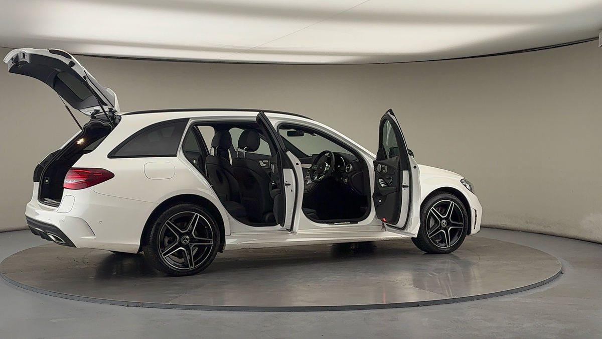 Used Mercedes-Benz C Class 2021 for sale - 76256964: Photo 57