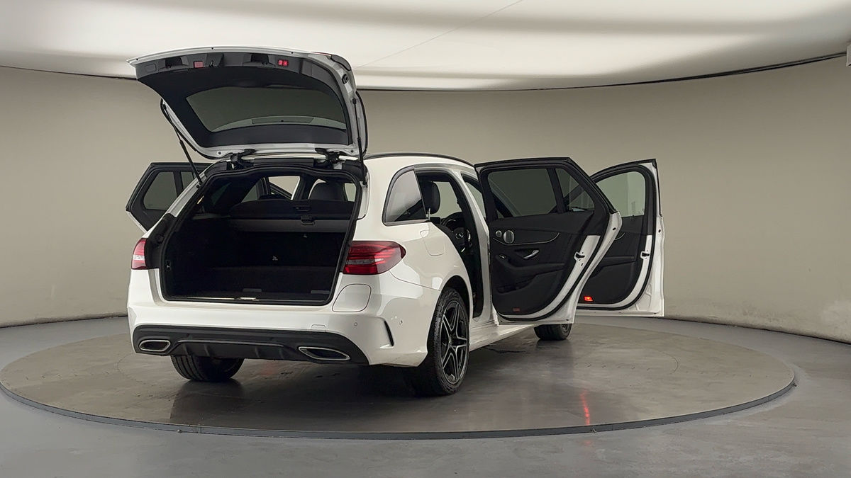 Used Mercedes-Benz C Class 2021 for sale - 76256964: Photo 59