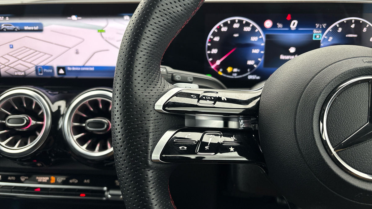 Used Mercedes-Benz GLB 2025 for sale - 76884648: Photo 13