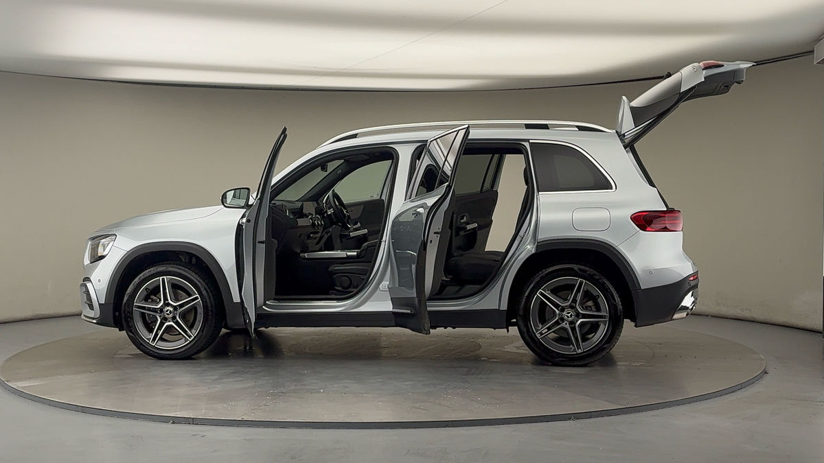 Used Mercedes-Benz GLB 2025 for sale - 76884648: Photo 47