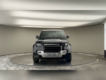 Used Land Rover Defender 110 2022 for sale - 75717197: Photo