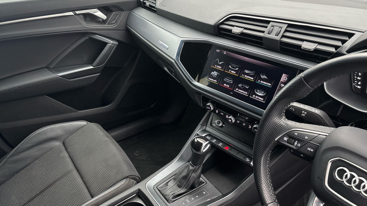 Used Audi Q3 2020 for sale - 76256968: Photo 18