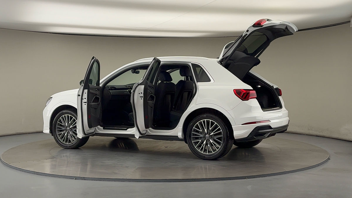 Used Audi Q3 2020 for sale - 76256968: Photo 45