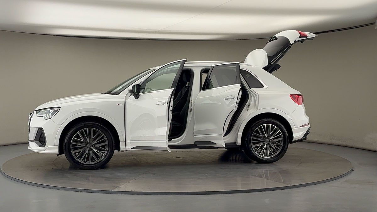 Used Audi Q3 2020 for sale - 76256968: Photo 47