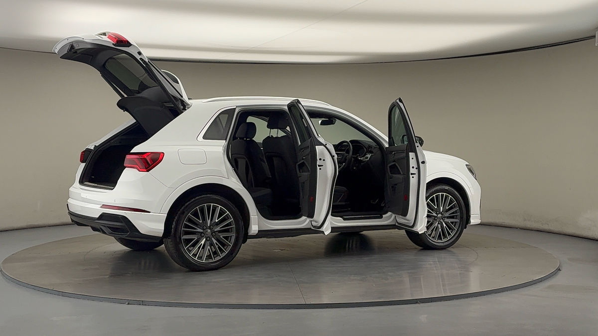 Used Audi Q3 2020 for sale - 76256968: Photo 57