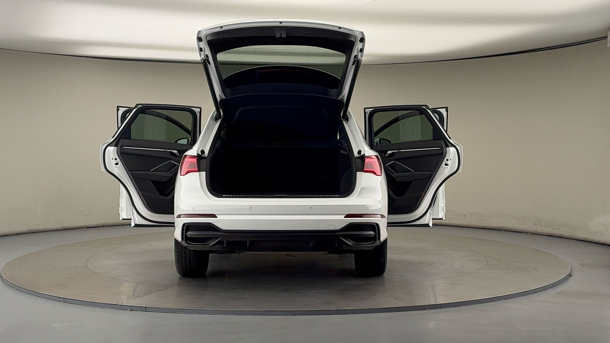 Used Audi Q3 2020 for sale - 76256968: Photo 60