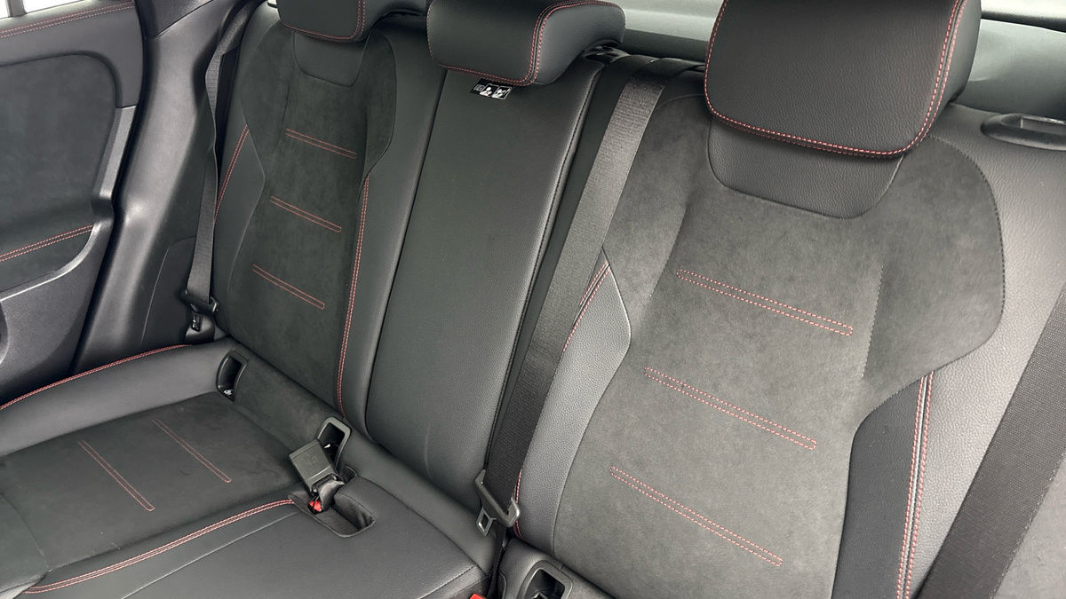 Used Mercedes-Benz GLA 2024 for sale - 77395045: Photo 8