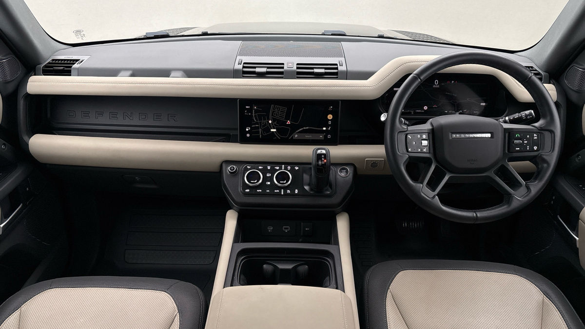 Used Land Rover Defender 110 2024 for sale - 76418099: Photo 12