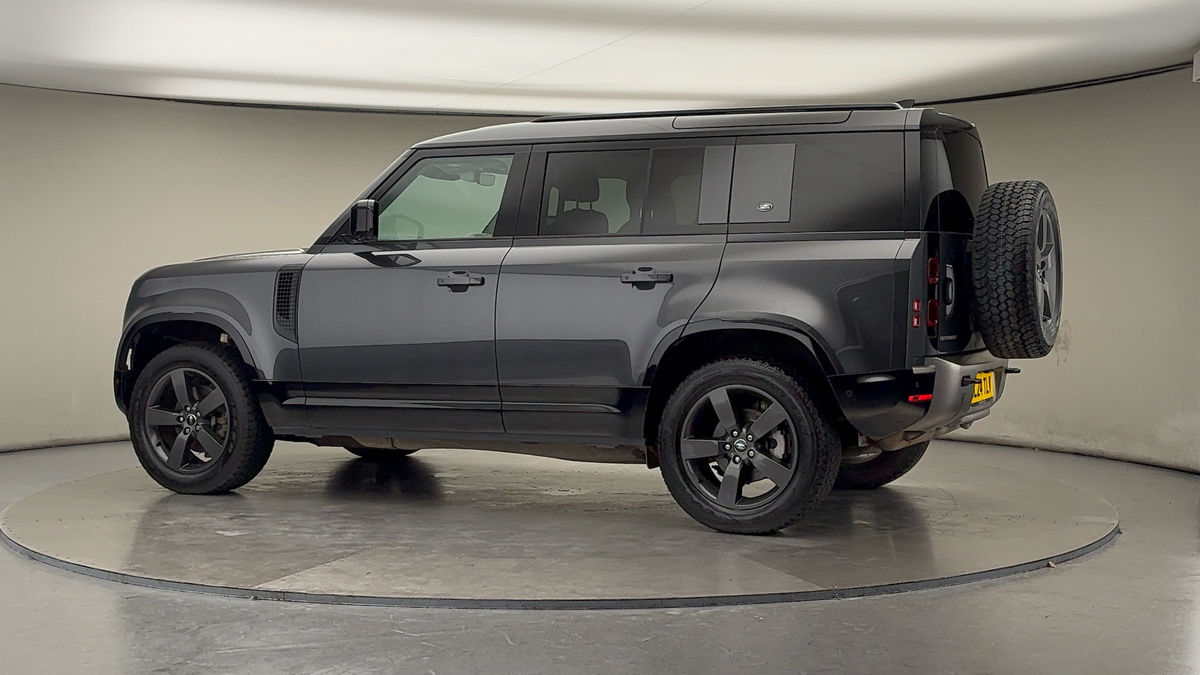 Used Land Rover Defender 110 2024 for sale - 76418099: Photo 26