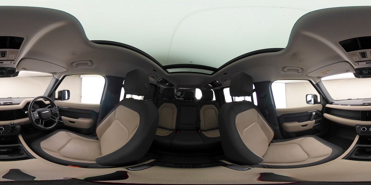 Used Land Rover Defender 110 2024 for sale - 76418099: Photo 44