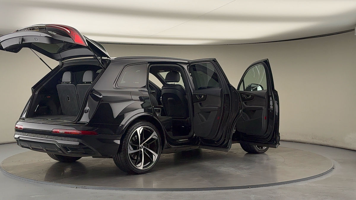 Used Audi Q7 2021 for sale - 76256970: Photo 59