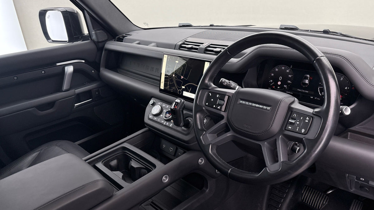 Used Land Rover Defender 110 2023 for sale - 76396734: Photo 15