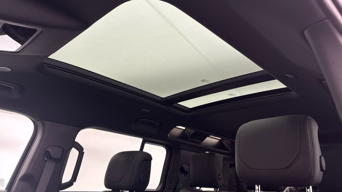 Used Land Rover Defender 110 2023 for sale - 76396734: Photo 18