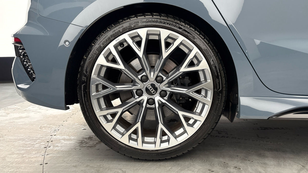 Used Audi RS3 2023 for sale - 78045300: Photo 10