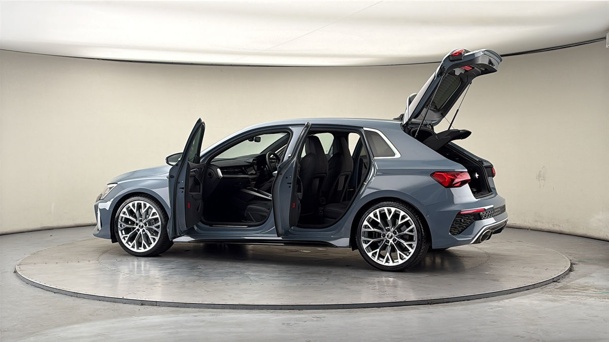 Used Audi RS3 2023 for sale - 78045300: Photo 48