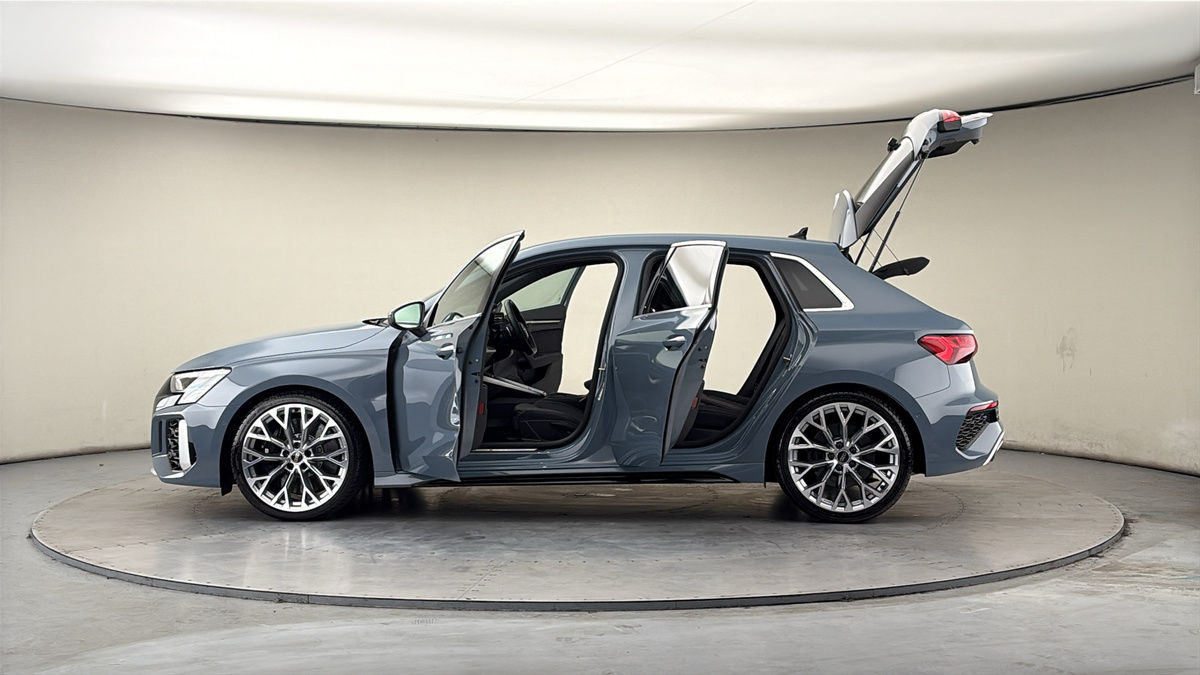 Used Audi RS3 2023 for sale - 78045300: Photo 49