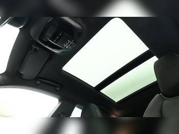 Used Maserati Levante 2023 for sale - 75528768: Photo