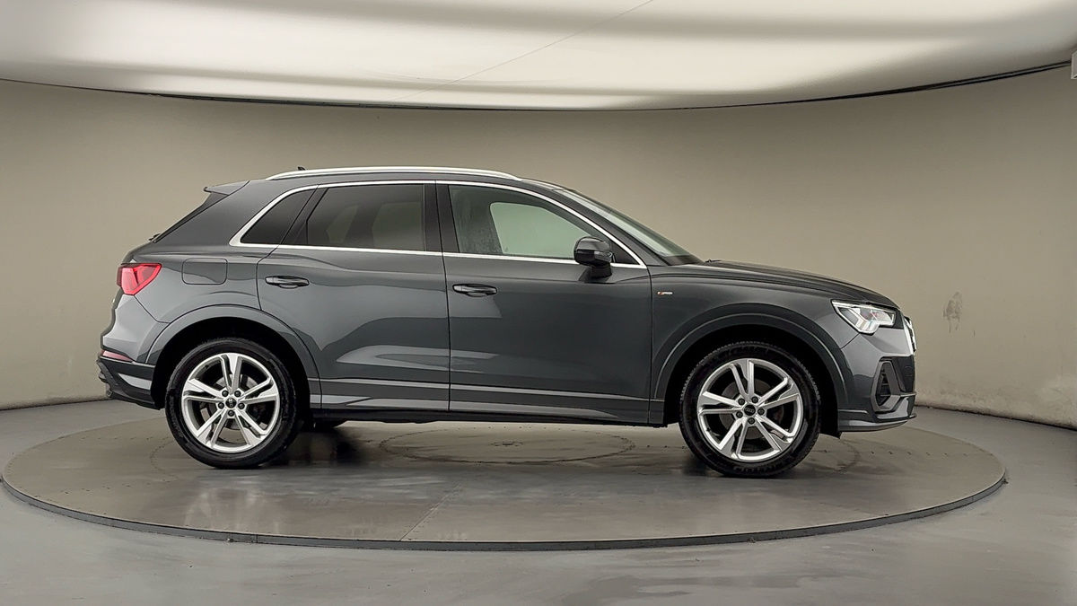 Used Audi Q3 2023 for sale - 76536439: Photo 36