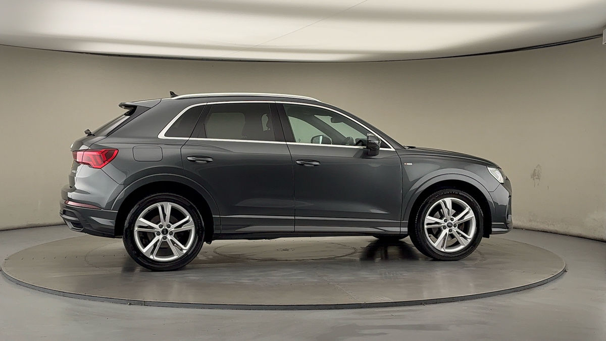 Used Audi Q3 2023 for sale - 76536439: Photo 37