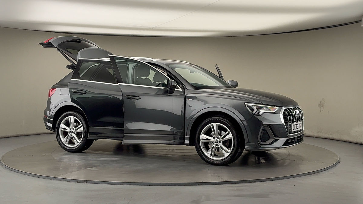 Used Audi Q3 2023 for sale - 76536439: Photo 54