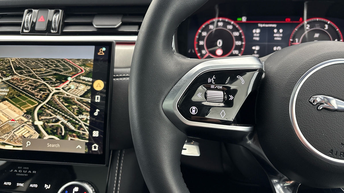 Used Jaguar F-Pace 2024 for sale - 77056533: Photo 13