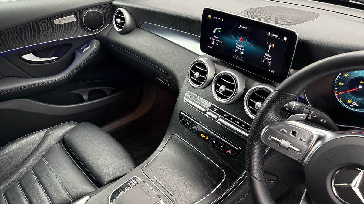 Used Mercedes-Benz GLC 2020 for sale - 76821418: Photo 18