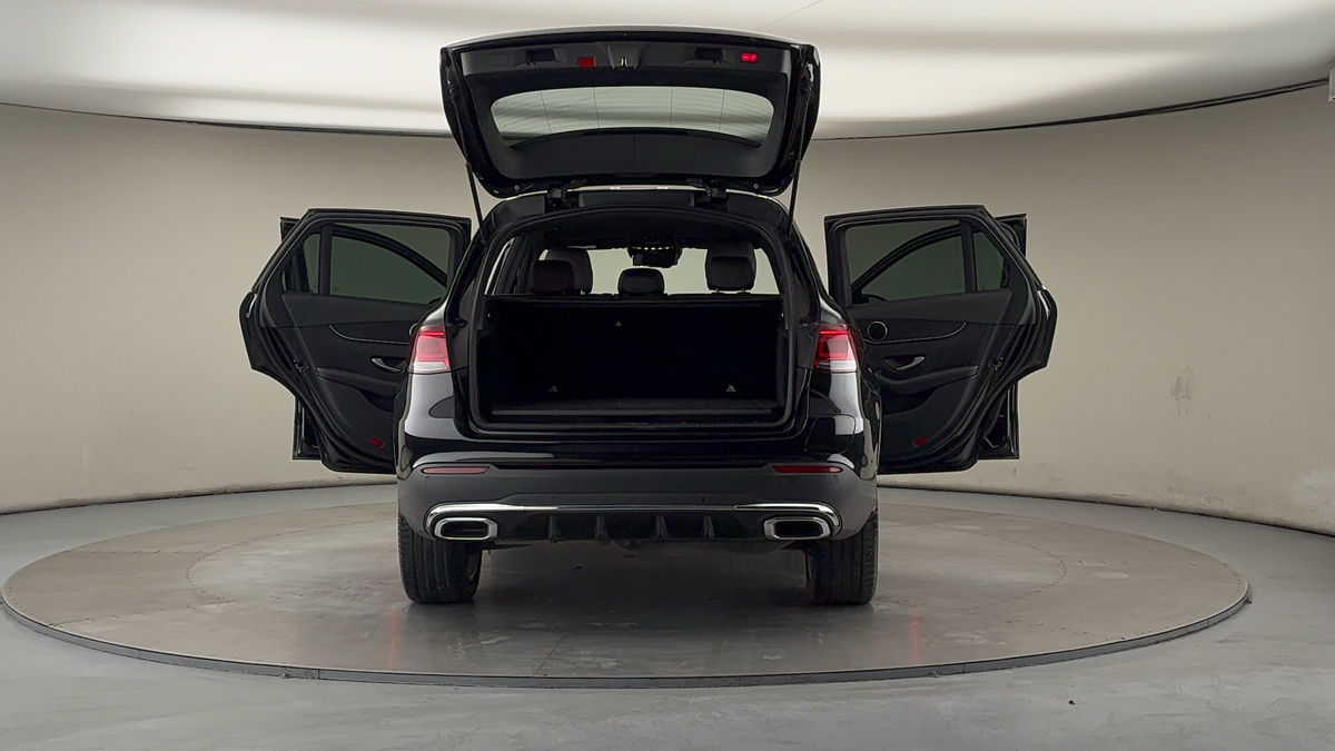 Used Mercedes-Benz GLC 2020 for sale - 76821418: Photo 60