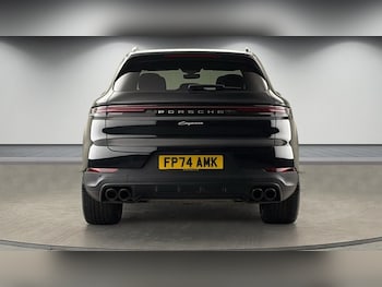 Used Porsche Cayenne 2024 for sale - 78494053: Photo