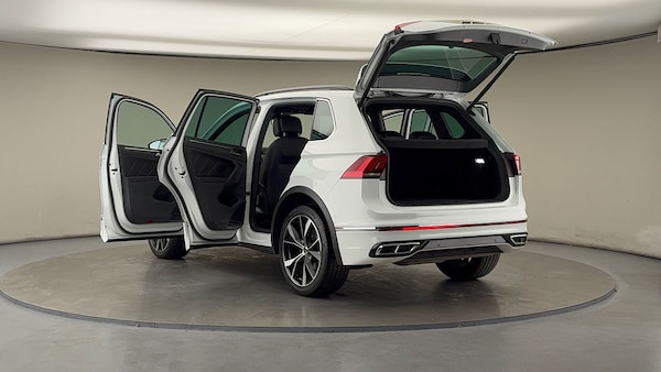 Used Volkswagen Tiguan 2023 for sale - 75962059: Photo 23