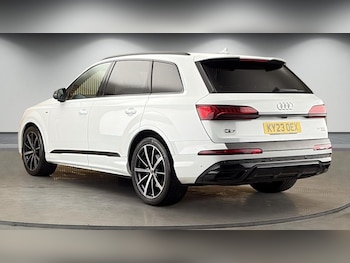 Used Audi Q7 2023 for sale - 78583876: Photo