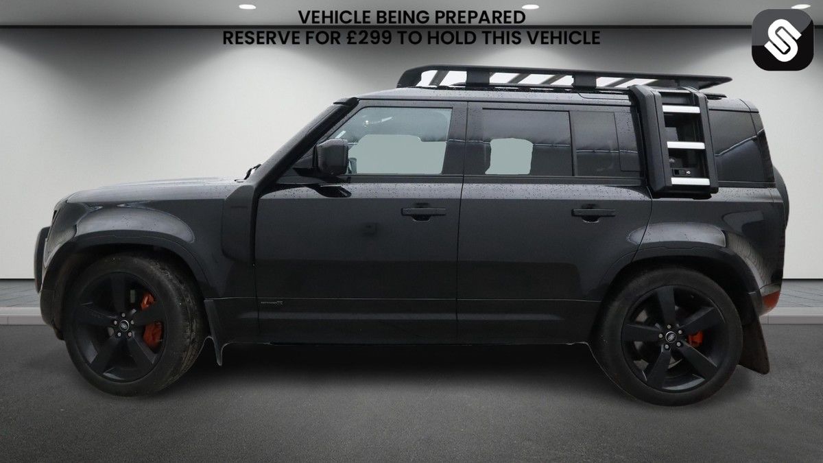 Used Land Rover Defender 2024 for sale - 78045302: Photo 6