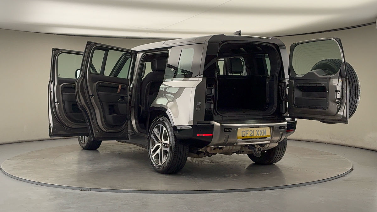 Used Land Rover Defender 2021 for sale - 77342434: Photo 45