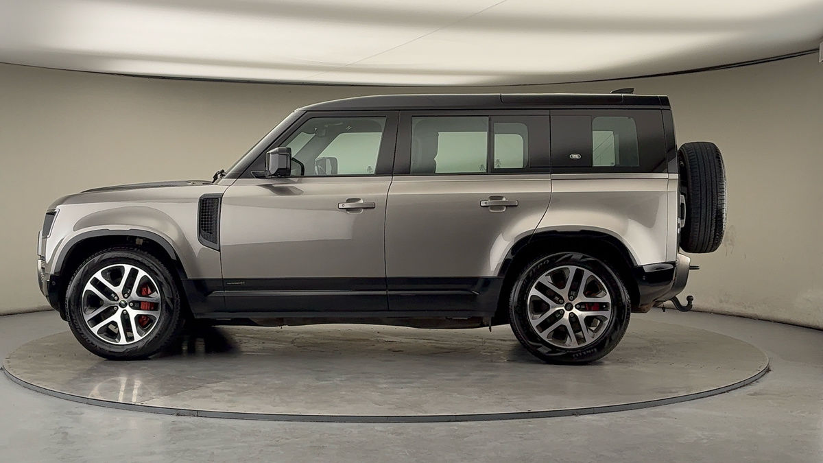 Used Land Rover Defender 2021 for sale - 77342434: Photo 56