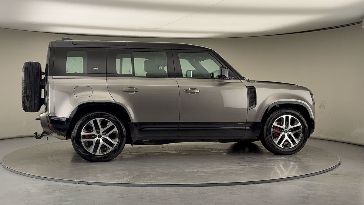 Used Land Rover Defender 2021 for sale - 77342434: Photo 76