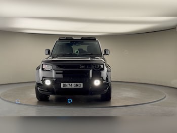 Used Land Rover Defender 2024 for sale - 78570907: Photo