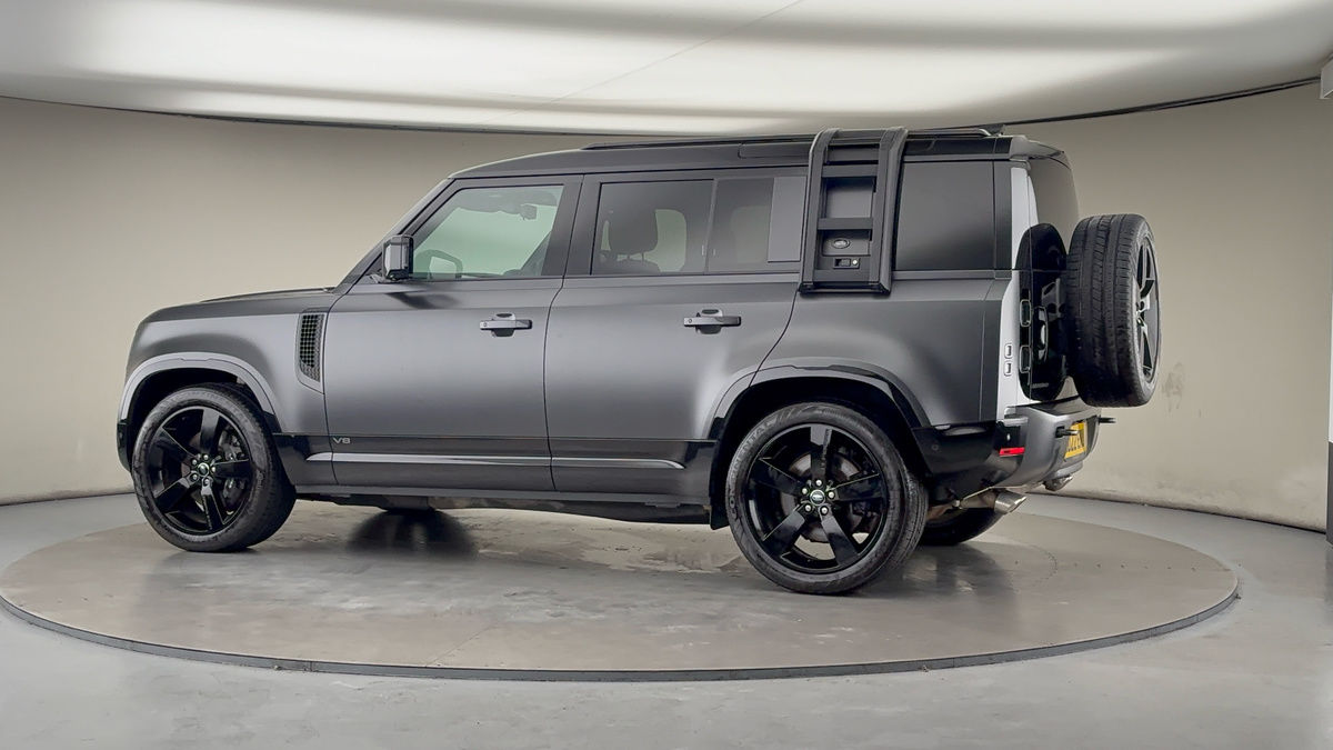 Used Land Rover Defender 110 2022 for sale - 76536440: Photo 28