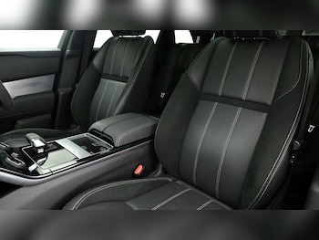 Used Land Rover Range Rover Velar 2022 for sale - 75336950: Photo
