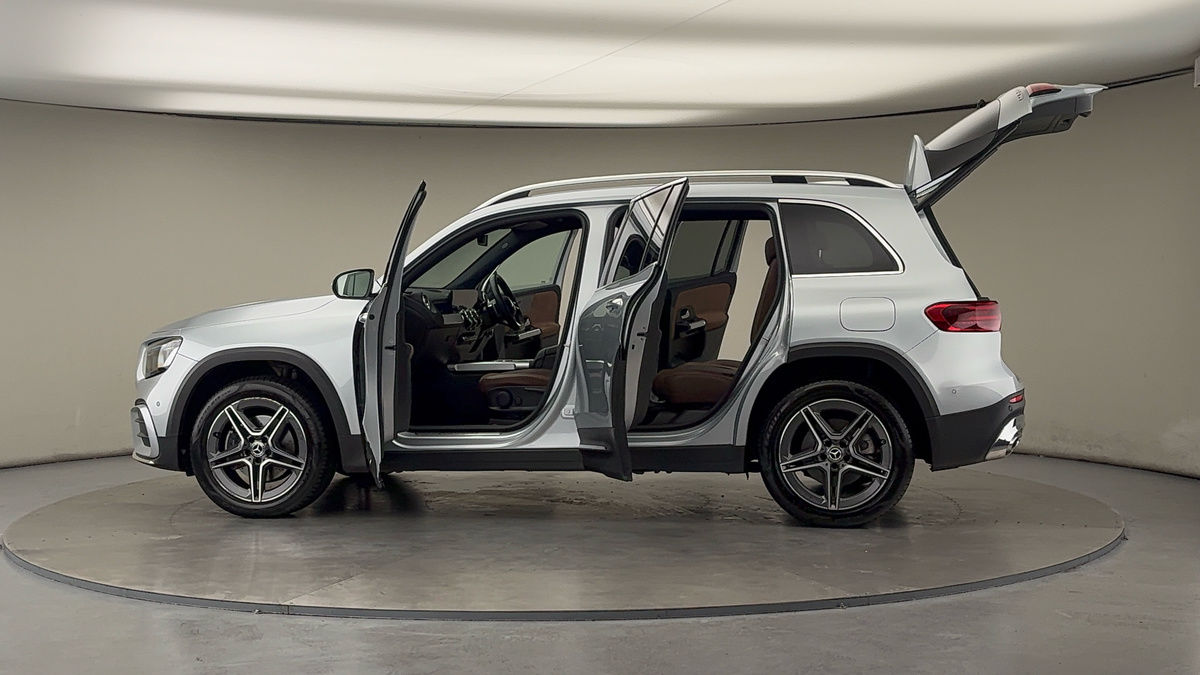 Used Mercedes-Benz GLB 2025 for sale - 76334554: Photo 50