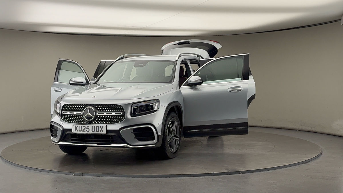 Used Mercedes-Benz GLB 2025 for sale - 76334554: Photo 54