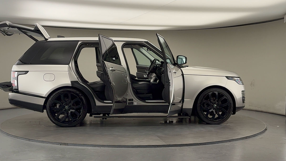 Used Land Rover Range Rover 2020 for sale - 76704696: Photo 56