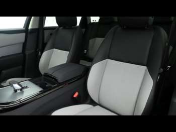Used Land Rover Range Rover Velar 2023 for sale - 74943429: Photo