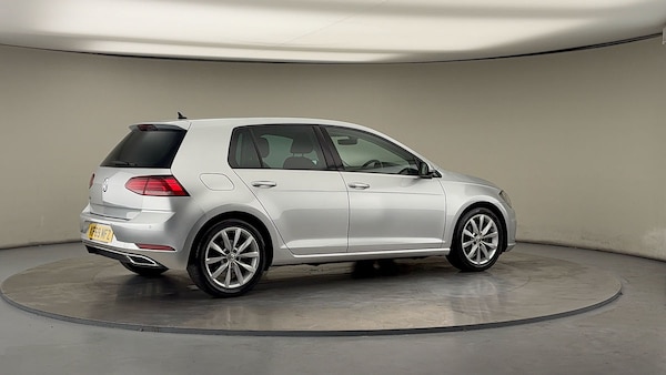 Used Volkswagen Golf 2019 for sale - 76280777: Photo 38
