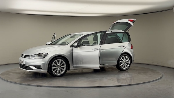 Used Volkswagen Golf 2019 for sale - 76280777: Photo 48