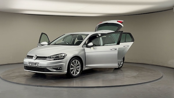 Used Volkswagen Golf 2019 for sale - 76280777: Photo 49