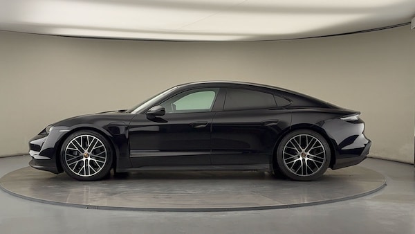 Used Porsche Taycan 2022 for sale - 76040255: Photo 15