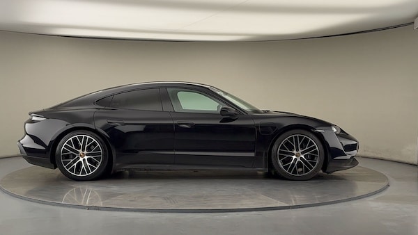 Used Porsche Taycan 2022 for sale - 76040255: Photo 16