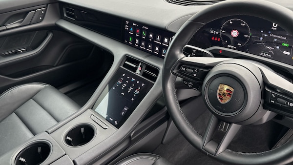 Used Porsche Taycan 2022 for sale - 76040255: Photo 18